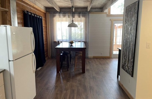 Saskatchewan Cabin | Echo Lake Lakefront Cabin in picturesque Qu’Appelle Valley,
