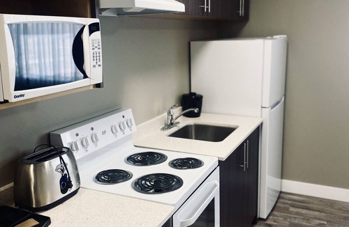 Prince George Hotel | Econo Lodge