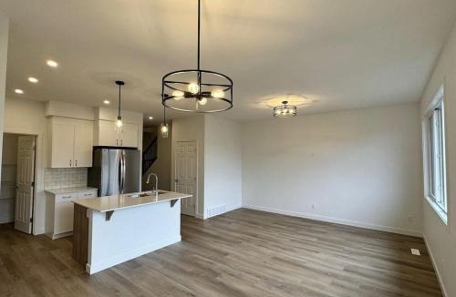 Division No. 10 Apartment | ED Phonix