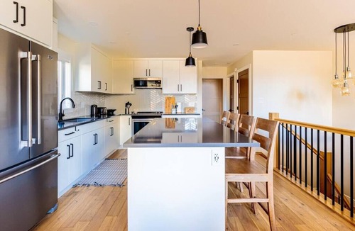 Teepee Town House | El Refugio - Private Townhouse with Amazing Views