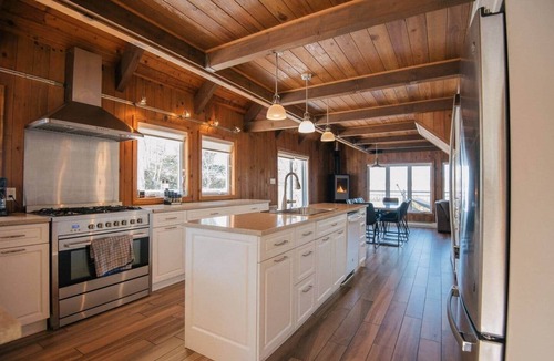 Stratford Ski Chalet | Elgin Inn -Rustique bord de lac, SPA, quai, kayaks