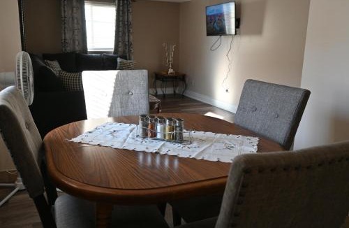 Downtown Niagara Falls Apartment | Elgin Suite