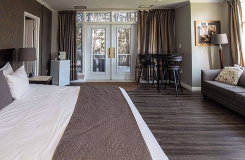 Ingersoll Hotel | Elm Hurst Inn & Spa