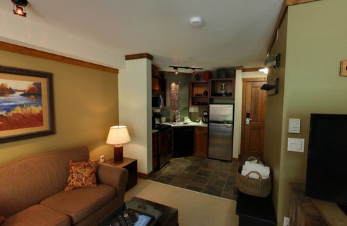 East Kootenay Cabin | Embarc Panorama