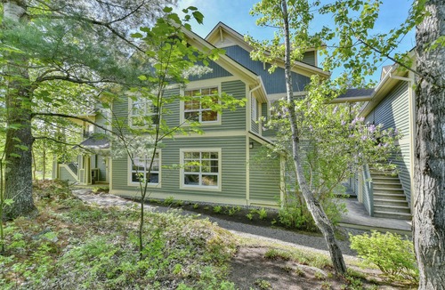 Tremblant-Les-Eaux Condo | Enchanting condo overlooking Lac du Mont-Tremblant CITQ # 311589