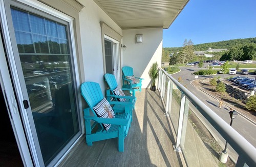 Huntsville Condo | Enjoy some Muskoka Magic of your own year round in this deluxe four season condo