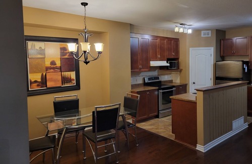 Leitrim House | Entire Beautiful house in ottawa