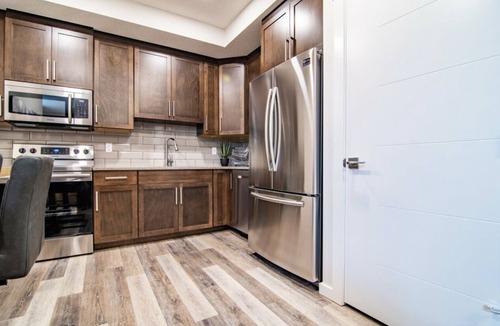 Red Deer House | Entire luxury basement suite in Liberty Landing.