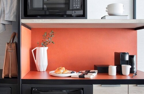 Brossard Hotel | Escad Hotel Quartier DIX30