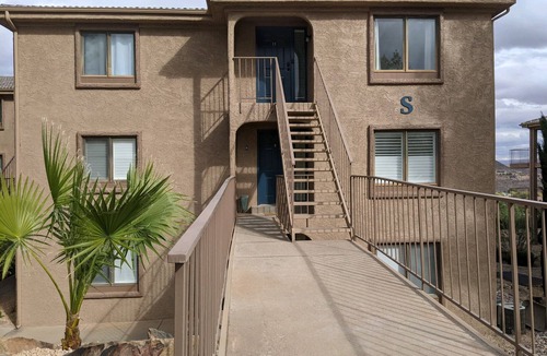 St. George Condo | Escape to relaxation and adventures! Beautiful panorama view! Monthly Discount