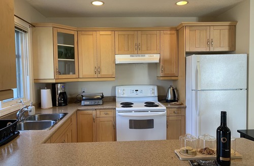 South Central House | Everything Close by Walk Out Suite 1 Minute to the Lake