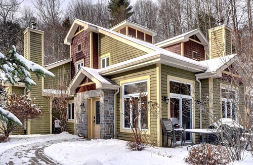 Mont-Tremblant House | Excellent Townhome On Golf Course w/3 Bdrm 2 Bath
