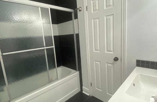 Ottawa Division House | Exceptional 3 bedroom Townhouse