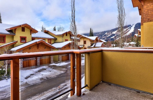 Sun Peaks House | Exceptional multi level 2 bedroom +den townhouse with easy access to nearby runs and lift