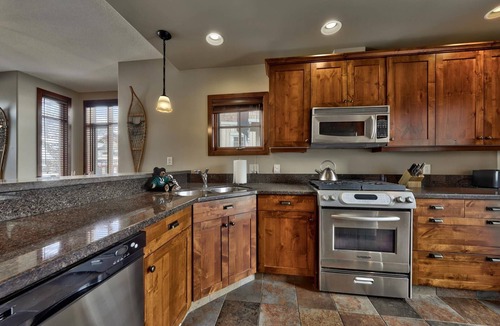 Sun Peaks House | Exceptional multi level 3 bedroom + den townhouse, close to Morrisey lift