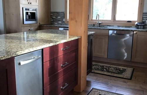 Golden House | Exceptional Ski-in/Walk-out Home - 4100 Sft