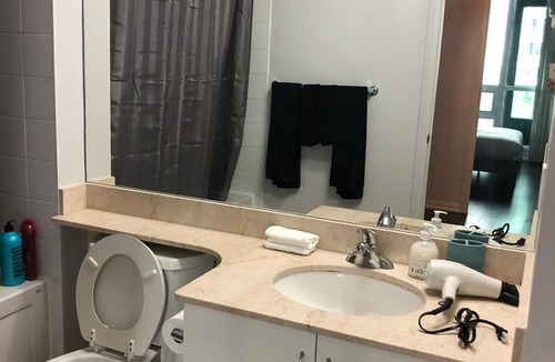 Fort York Apartment | Executive 1 Bedroom condo sleeps 4.