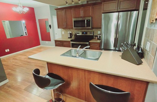 Fort McMurray Condo | Executive 2 Bed/2 Bath nHeated Garage