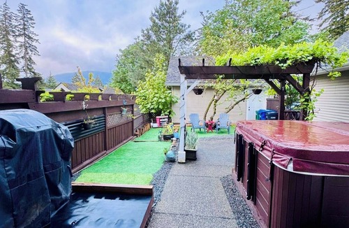 Regional District of Nanaimo House | Executive central Nanaimo townhouse close to all amenities