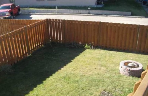 Bonnyville House | Executive furnished split level house