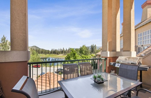 Quail Ridge Apartment | Executive Lofted Condo With Courtyard View - 314A