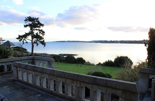 Saanich East House | Executive Private Waterfront Estate