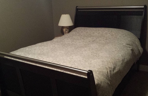 Saskatoon Bed & Breakfast | Executive Quiet Home on Edge of City1