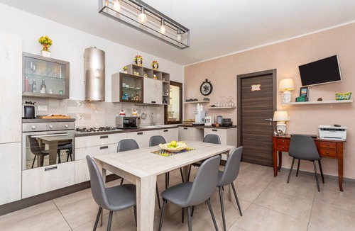 Savoca Apartment | 'Executive Suite' room with private balcony, sea view, Wi-Fi and air conditioning