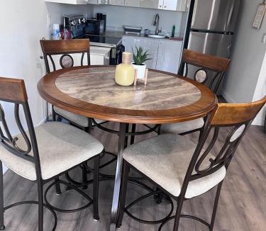 Bradford Apartment | Exquisite 2-Bedroom Guest Suite with FREE Parking