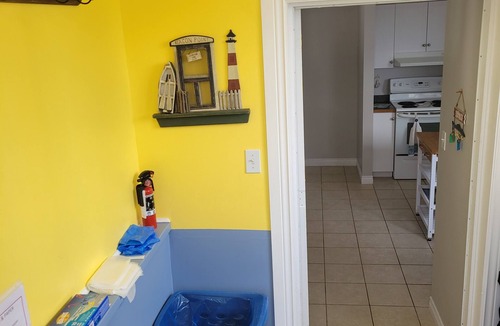 Black Point Cottage | Families, Friends, Pet Friendly.