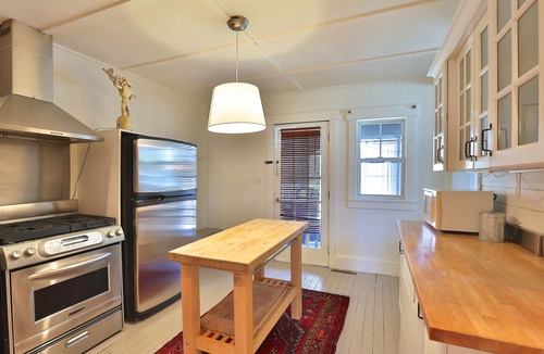 Ayers Cliff House | Family Autumn House in the ❤️ of the Eastern Townships