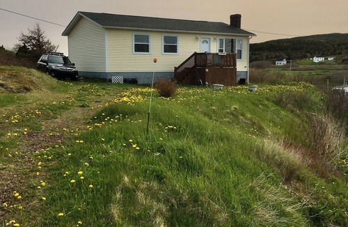 Hants Harbour Cabin | Family cabin by the sea available August and September in Newfoundland