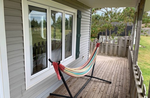 Cap-Pele Ski Chalet | Family cottage by the ocean in Maritimes. Pet-friendly!
