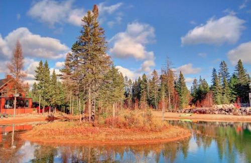 Shannon House | Family cottage with SPA and lake - 25 mins from Qc