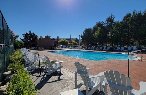 Central Okanagan House | Family friendly Cottage at La Casa- upper part close to all amenities