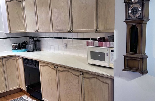 Southeast Calgary House | Family Friendly, Gated Yard for Pets, Outdoor Firepit!