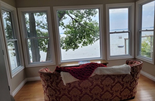 Severn Cottage | Family Getaway On Lake Couchiching - Cumberland Beach