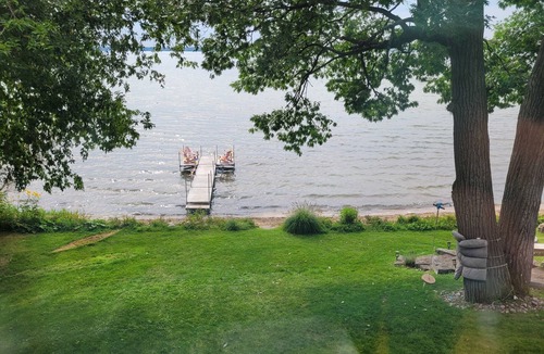 Severn Cottage | Family Getaway On Lake Couchiching - Cumberland Beach
