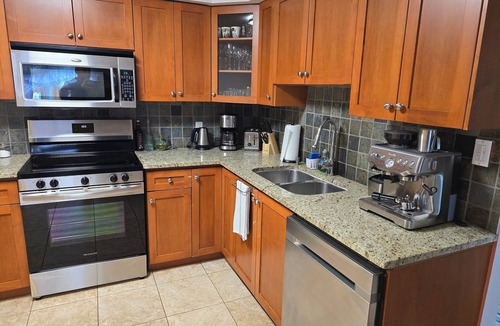 District of North Vancouver Apartment | Family Home