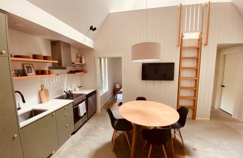 Port Renfrew House | Fern's Edge