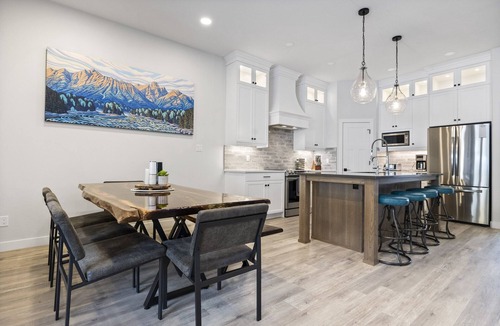East Kootenay House | Fernie Alpine Resort Retreat | Swim Spa & Sauna An