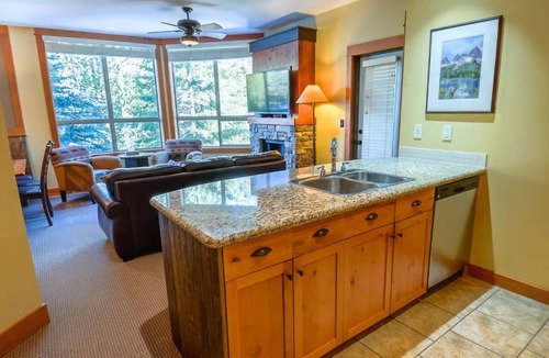 East Kootenay Condo | Fernie - Timberline Lodges Juniper #620