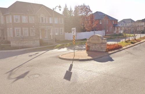 Ajax Apartment | Finished 2 BR Apartment in an Upscale Area of Ajax