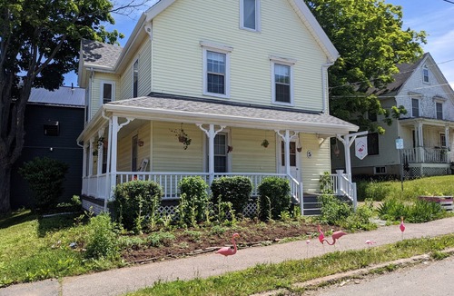 Wolfville Apartment | Flamingo Suite (Downtown Wolfville)