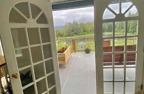 Ucluelet House | Fletcher’s Cove