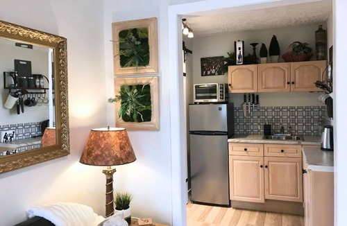 Langford Apartment | Florence Lake Garden Suite With Private Outdoor Patio With Fire Pit & Grill