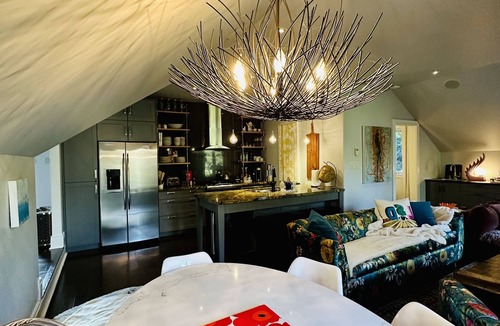Collingwood Ski Chalet | Forest Cottage- Explore, Discover & Experience the Idyllic Blue Mountains