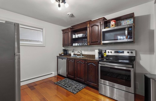 Quidi Vidi Apartment | Forest House 1 Bdrm | QV Lake View | Parking