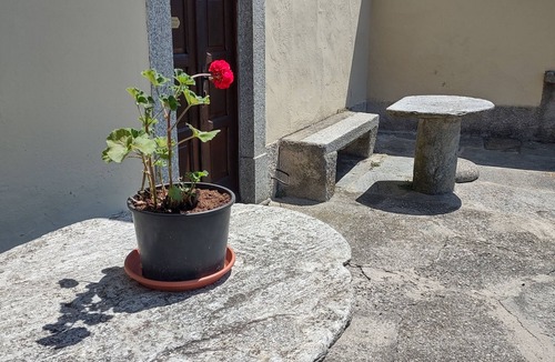 Alta Valle Intelvi House | Former San Giorgio Parish House between beautiful Lake Como and Lake Lugano