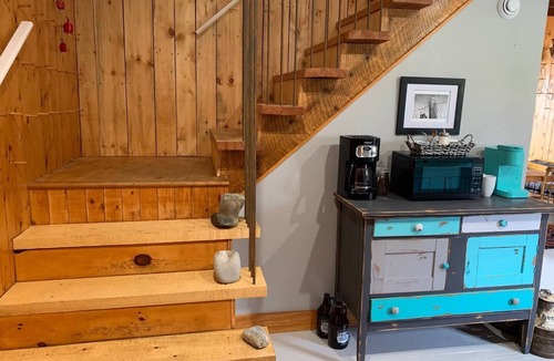 Granville Ferry Apartment | Former Shoemaker Studio on the Annapolis River